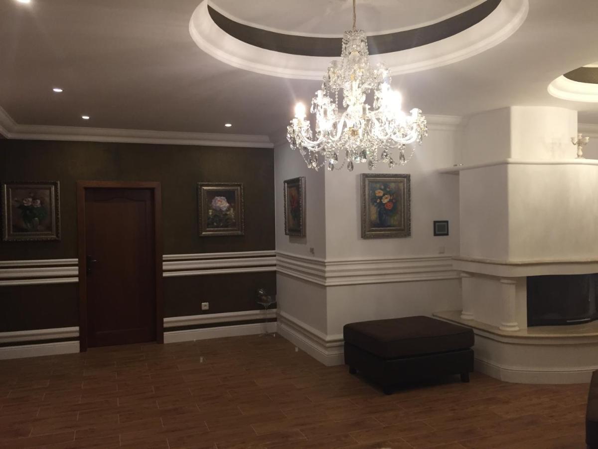 Hotel Galeria Pezinska Baba Пежинок Екстериор снимка